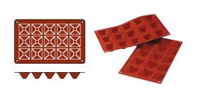 Bakmat Pyramid-Mini silicoon (rood) Silikomart EMG 70061