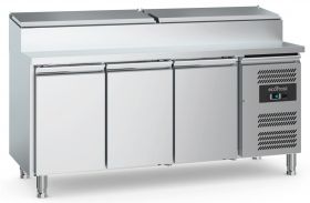 Saladette / Saladebar 3 Deuren 8X1/3 GN Pan - 179,5x70x108,5 cm Combisteel 7950.5195